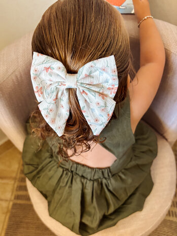 Your Little Miss Hair clip with big bow - coral bloom Your Little Miss Hair clip with big bow - coral bloom