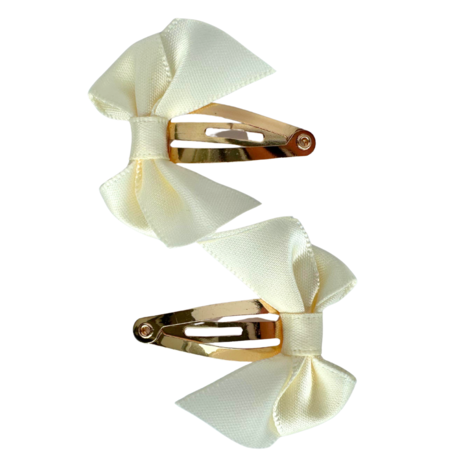 Your Little Miss Barrettes bébé avec fleurs Nina - Satin bow Your Little Miss Barrettes bébé avec fleurs Nina - Satin bow