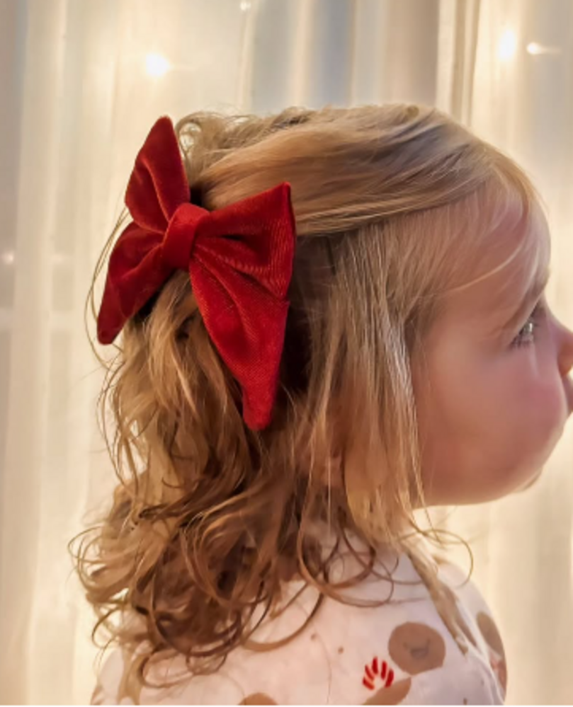 Your Little Miss Hair clip with small bow Marly - Velvet burgundy Your Little Miss Hair clip with small bow Marly - Velvet burgundy