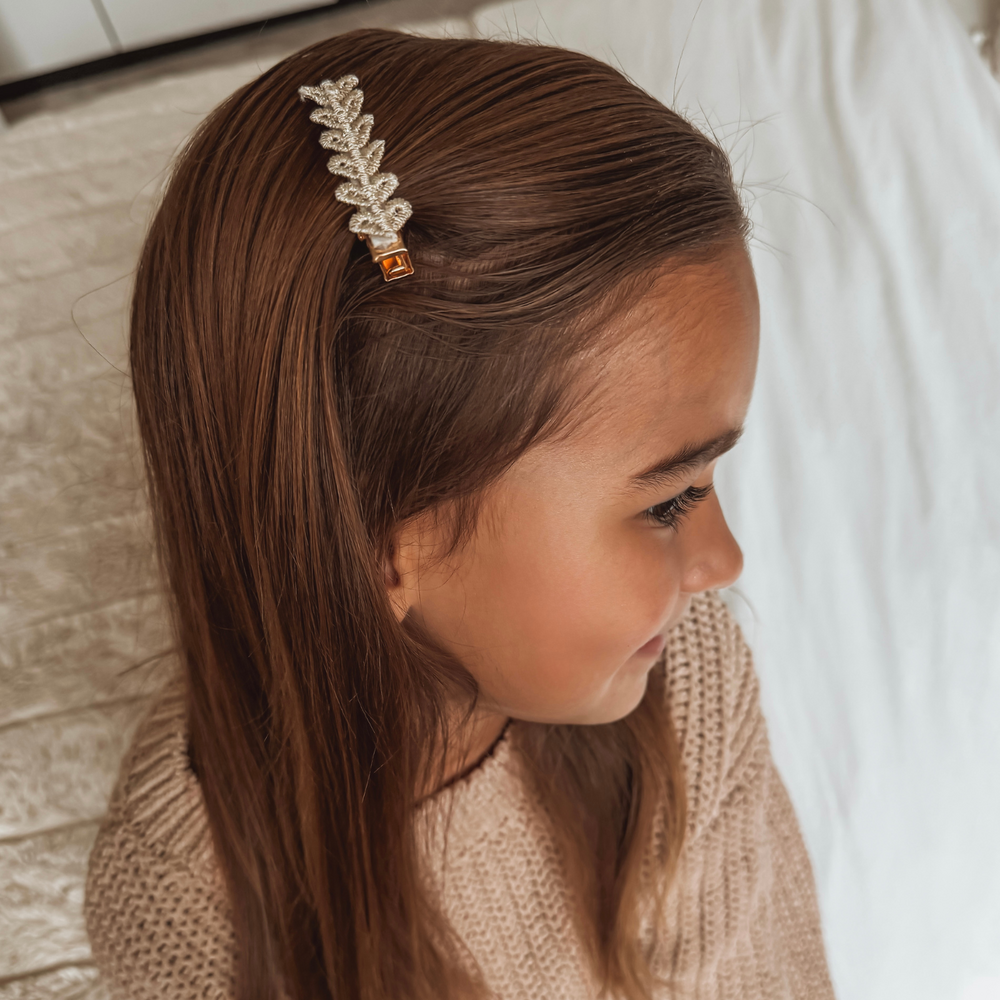 Your Little Miss Pinzas de pelo con flores Nina - Sparkle hearts Your Little Miss Pinzas de pelo con flores Nina - Sparkle hearts