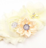Baby haarbandje drie bloemen met parels en strass ivoor