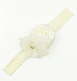 Baby kanten haarbandje met satijnen roos, tule bloem en voile (ivoor)