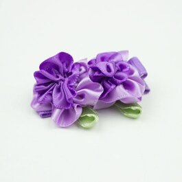 Haarspeldje met twee satijnen bloemetjes (lila)