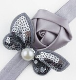 Baby haarbandje roos en vlinder met parel (grijs)