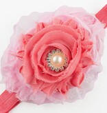 Baby haarbandje shabby bloemen op kant (lichtroze/koraal)