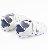 Babyschoentjes: witte gympen