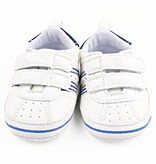 Babyschoentjes: witte gympen