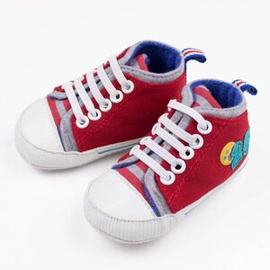 Babyschoentjes: rode gympen