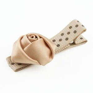 Baby haarspeldje met mini roosje (zand)