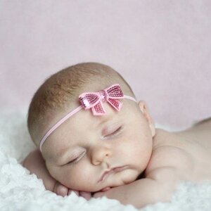 Baby haarbandje kleine strik (lichtroze)