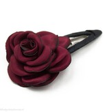 Baby haarspeldje met mooie satijnen roos (donkerrood)