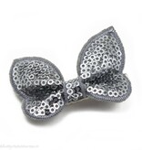 Baby haarspeldje met gltter vlinder (grijs)