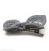 Baby haarspeldje met gltter vlinder (grijs)