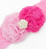 Baby haarbandje kanten bloemen en parel applicatie (lichtroze/roze)