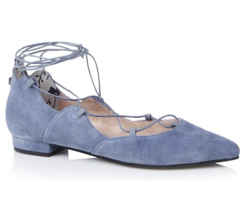 Ballerina shoe made of suède