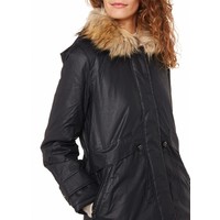 Wadded parka with fur collar