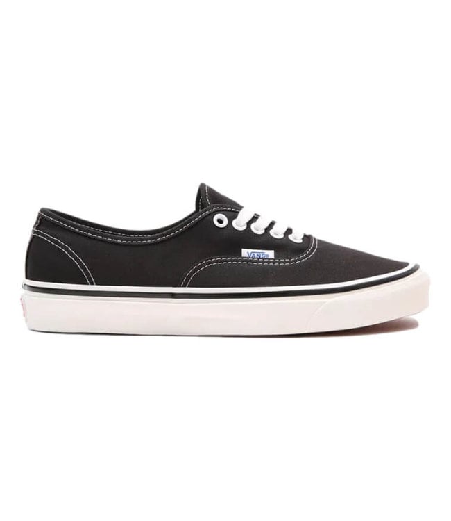 vans 44 dx black