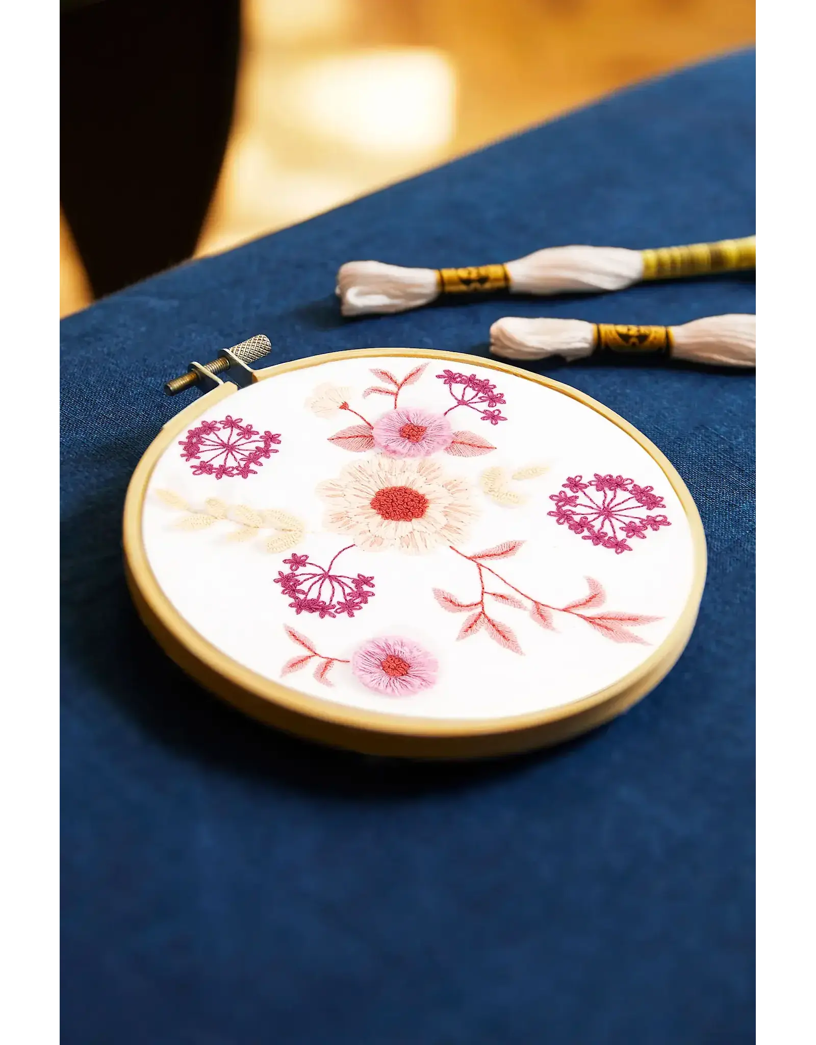 DMC Borduurkit - margrieten