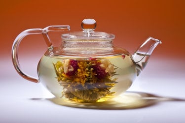 Fleur de thé + théière