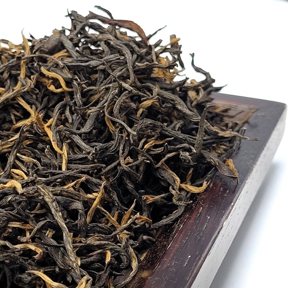 Zwarte thee Jin Jun Mei (Golden Eyebrow)