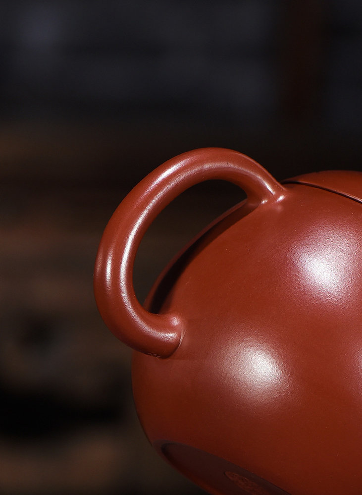 Yi Xing Gong Fu Theepotje "Dragon egg" 380ml Yi Xing Gong Fu Theepotje "Dragon egg" 380ml