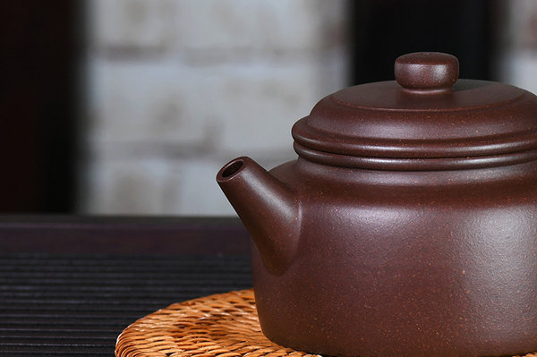 Yi Xing Gong Fu Teekanne  ”De Zhong“ 280ml Yi Xing Gong Fu Teekanne  ”De Zhong“ 280ml
