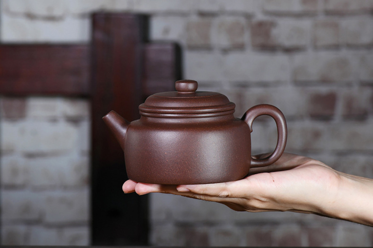 Yi Xing Gong Fu Theepotje ”De Zhong“  280ml Yi Xing Gong Fu Theepotje ”De Zhong“  280ml