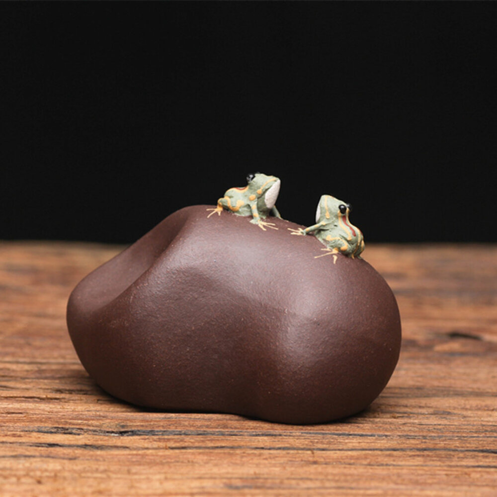 Steinskulptur, zwei Frösche TEA PET