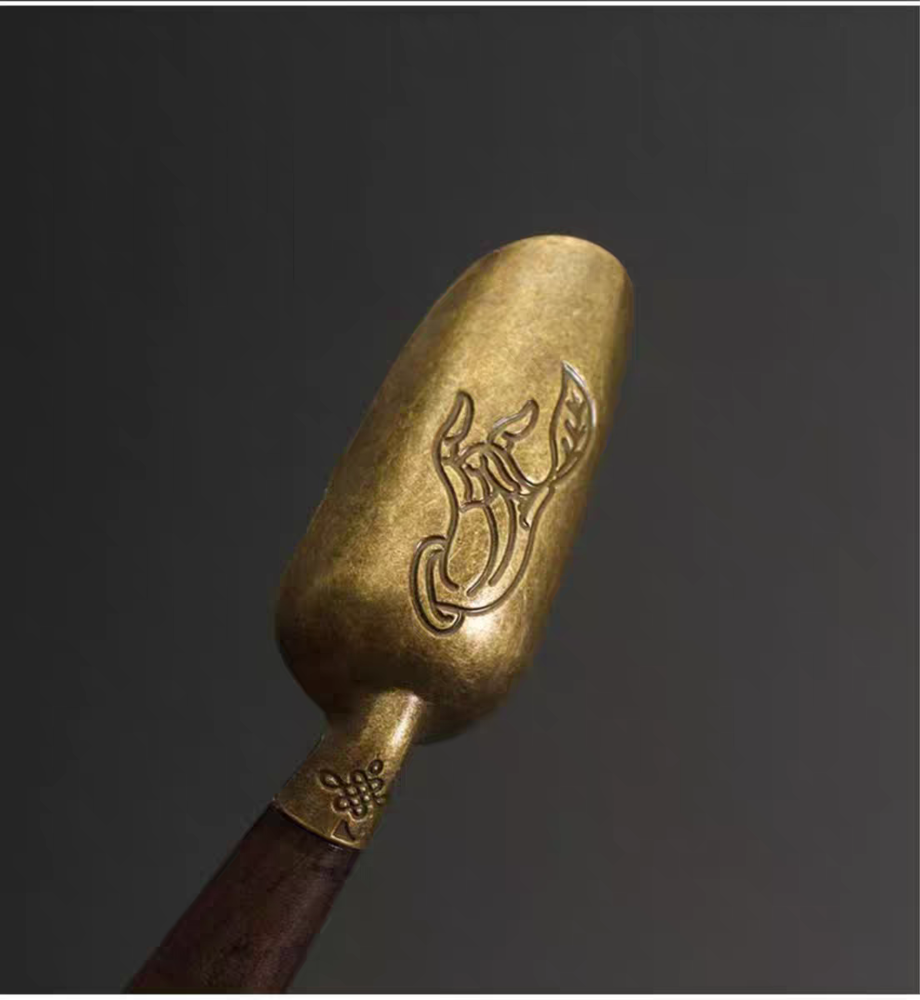 Teelöffel aus Ebenholz mit Buddha-Hand-Gravur Teelöffel aus Ebenholz mit Buddha-Hand-Gravur