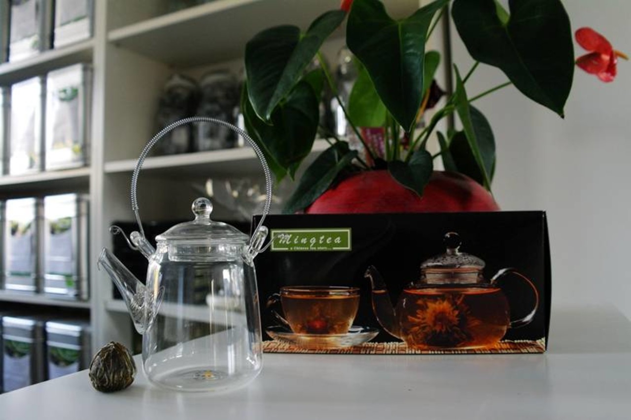 Kleines gläsernes Teekännchen für 350 ml Kleines gläsernes Teekännchen für 350 ml