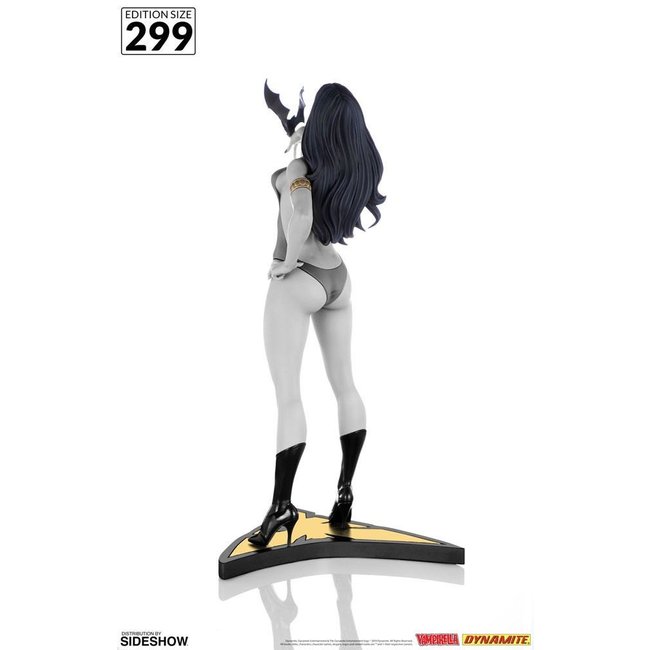 Women of Dynamite Statue 1/6 Vampirella 50th Anniversary (Black & White Edition) 32 cm