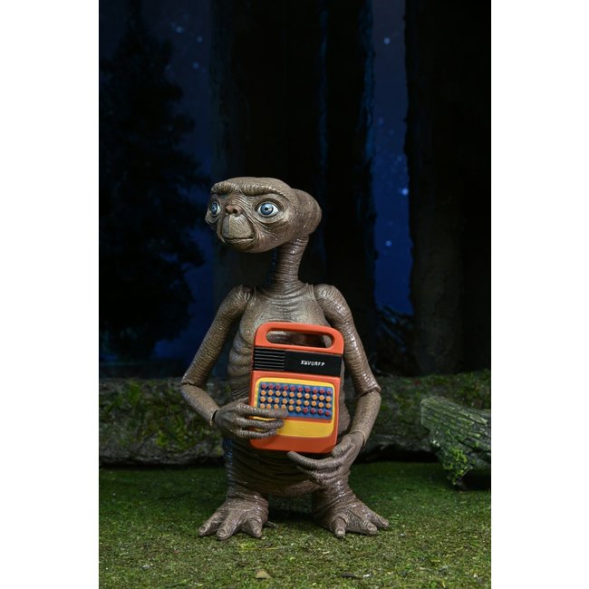 E.T. the Extra-Terrestrial: 40th Anniversary - Ultimate E.T. 7 inch Action Figure