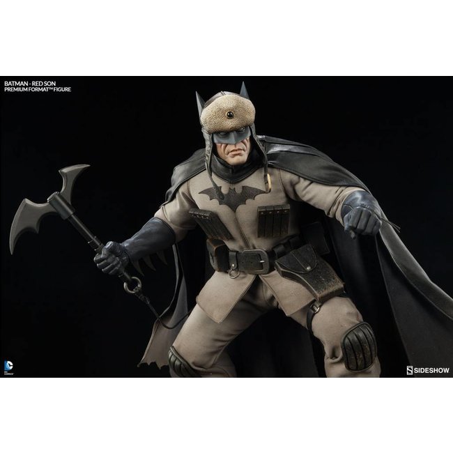 DC Comics Batman Premium Format Figur 57 cm Red Son