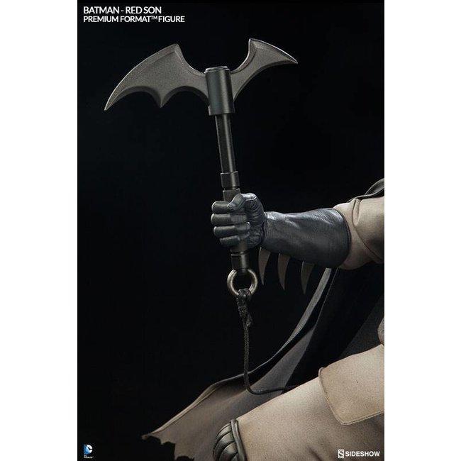 DC Comics Batman Premium Format Figur 57 cm Red Son