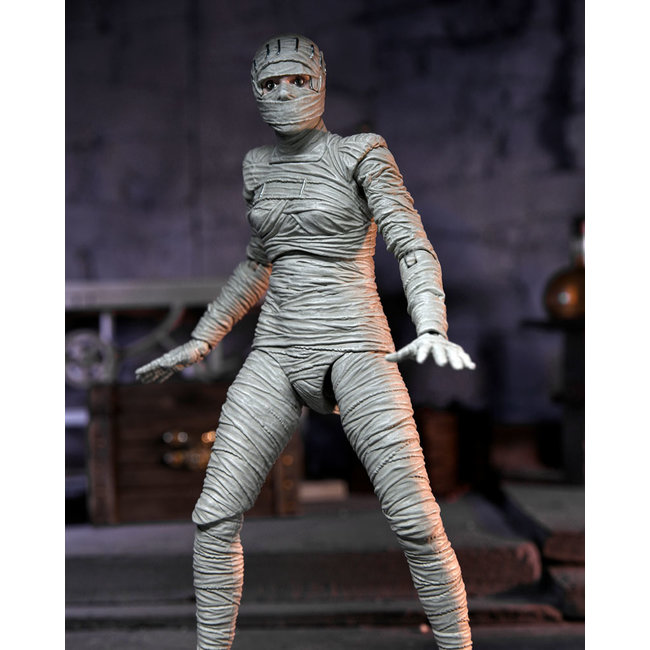 Universal Monsters Action Figure Ultimate Bride of Frankenstein (Color) 18 cm