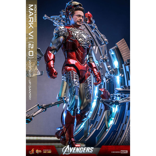 Marvel's The Avengers Movie Masterpiece Diecast Action Figure 1/6 Iron Man Mark VI (2.0) with Suit-Up Gantry 32 cm