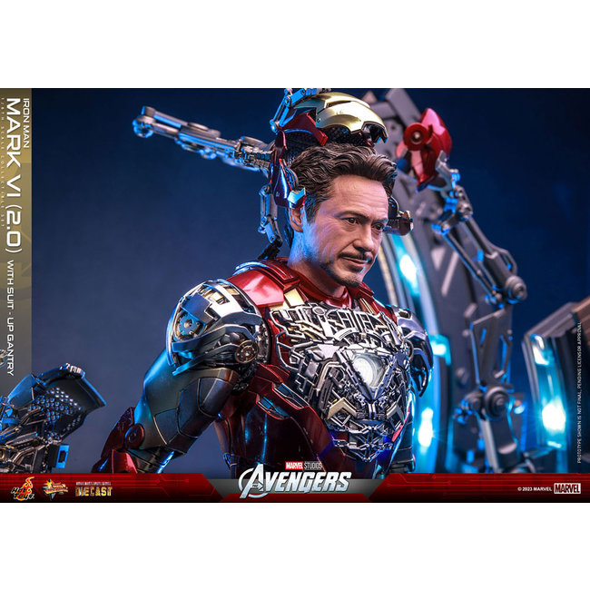 Marvel's The Avengers Movie Masterpiece Diecast Action Figure 1/6 Iron Man Mark VI (2.0) with Suit-Up Gantry 32 cm