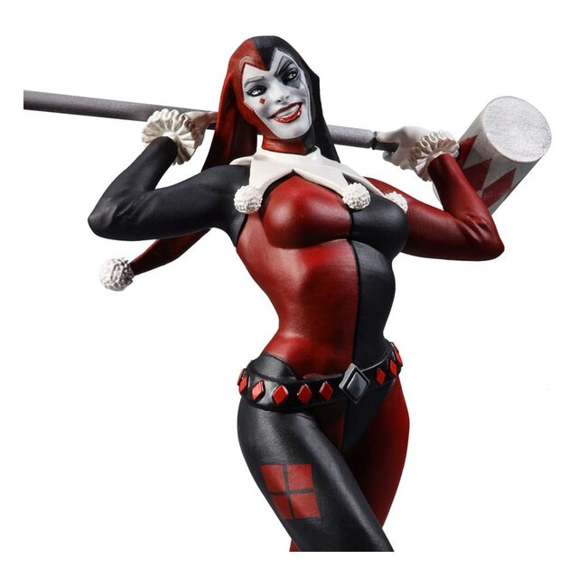 DC Direct  Statue Harley Quinn: Red White & Black (Harley Quinn by Stjepan Sejic) 19 cm