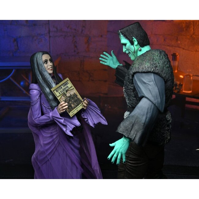 Rob Zombies The Munsters Actionfigur Ultimate Lily Munster 18 cm