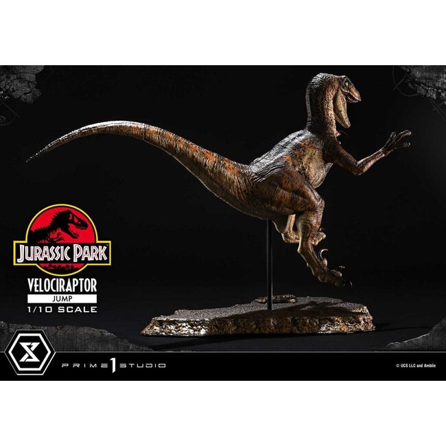 Jurassic Park Prime Collectibles Statue 1/10 Velociraptor Jump 21 cm