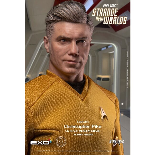 Star Trek: Strange New Worlds Action Figure 1/6 Captain Christopher Pike 30 cm