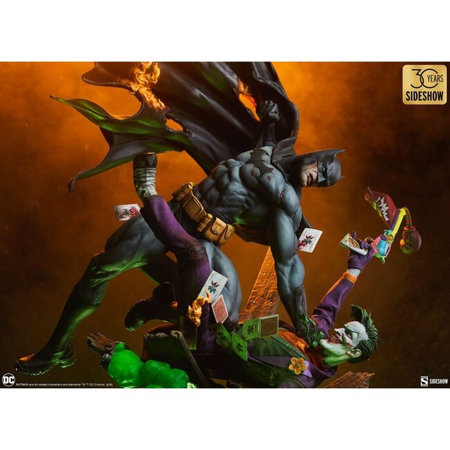 DC Comics Premium Format Statue Batman vs. The Joker: Eternal Enemies 81 cm