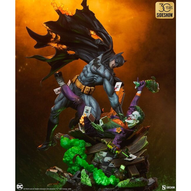 DC Comics Premium Format Statue Batman vs. The Joker: Eternal Enemies 81 cm