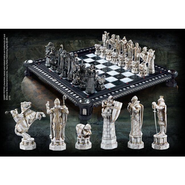 Noble Collection Harry Potter The Final Challenge Chess Set