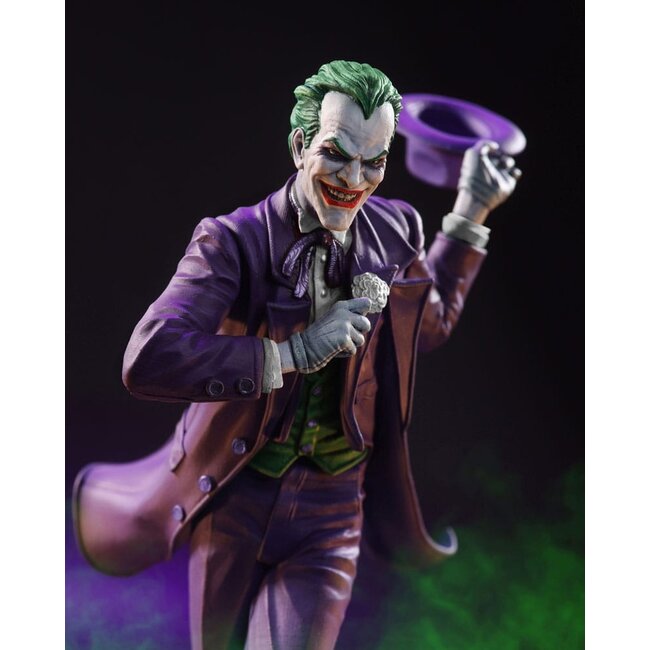 DC Direct  Statue 1/10 The Joker: Purple Craze - The Joker by Alex Ross 19 cm