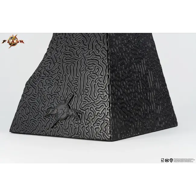 The Flash - Batman 1:1 Scale Cowl Replica