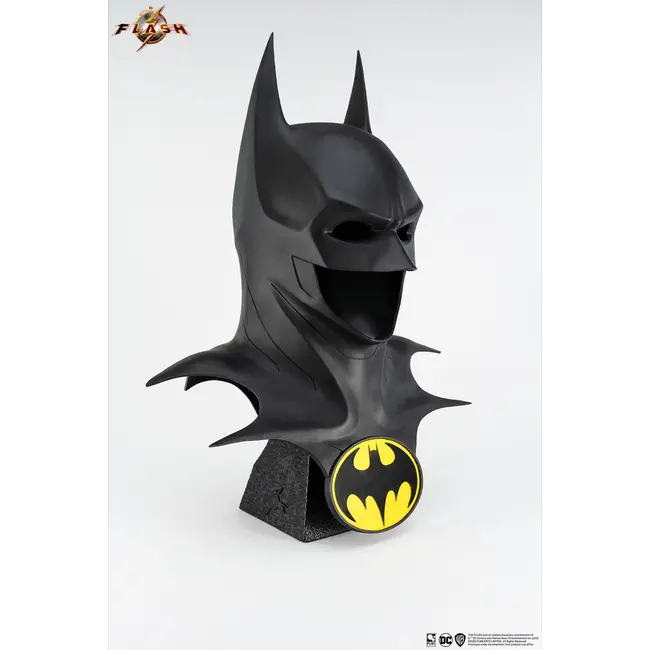 The Flash - Batman 1:1 Scale Cowl Replica