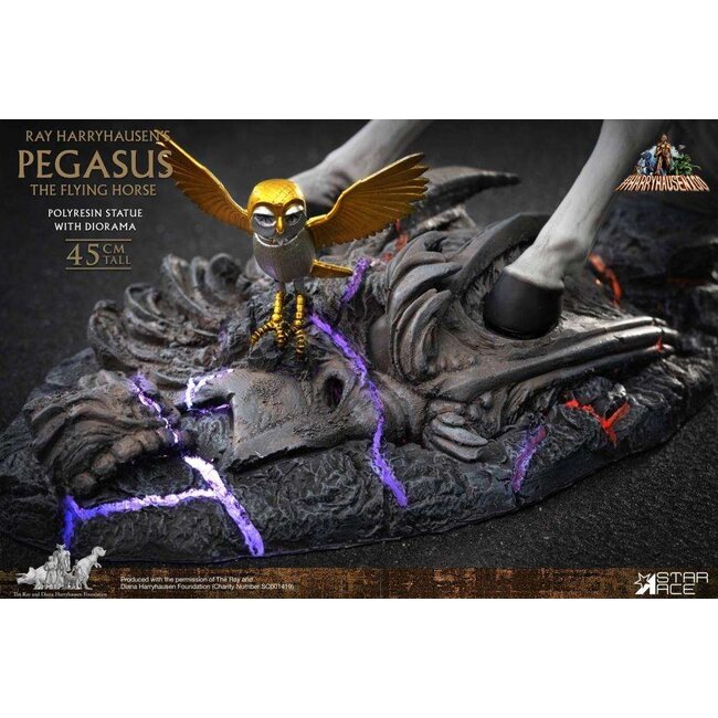 Clash of the Titans Ray Harryhausens Pegasus 1/6 Deluxe Statue 45 cm