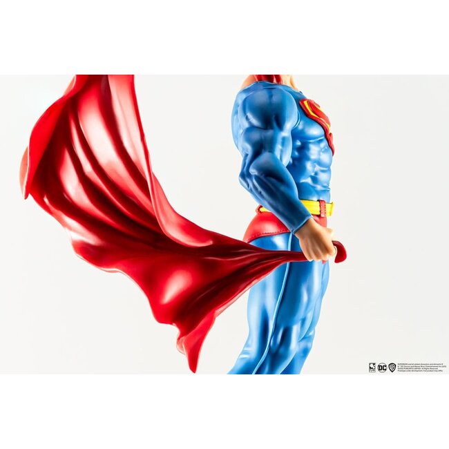 Superman PX PVC Statue 1/8 Superman Classic Version 30 cm
