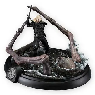 Dark Horse  The Witcher 3 Statue Geralt vs. Kikimora 21 cm